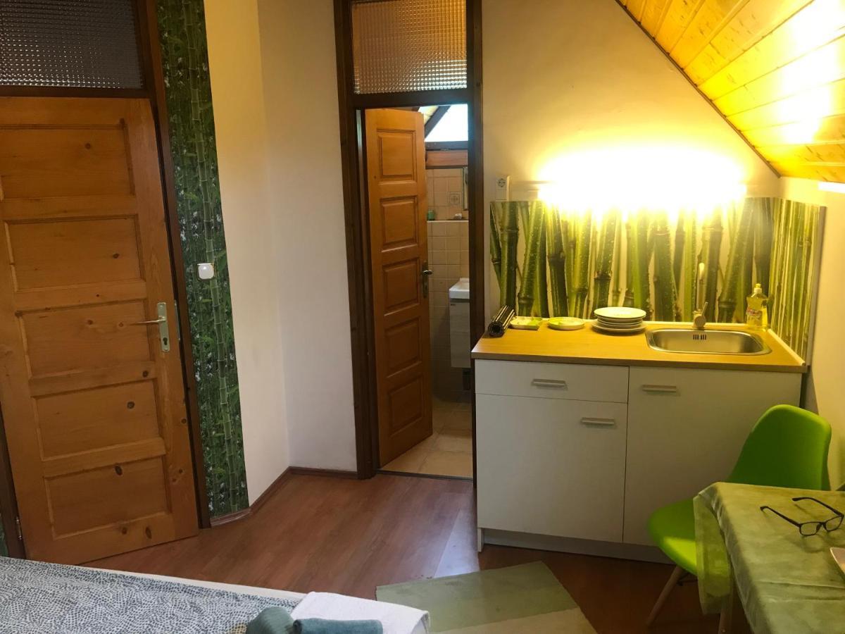 Balaton Garden Apartment Balatongyorok Exterior photo