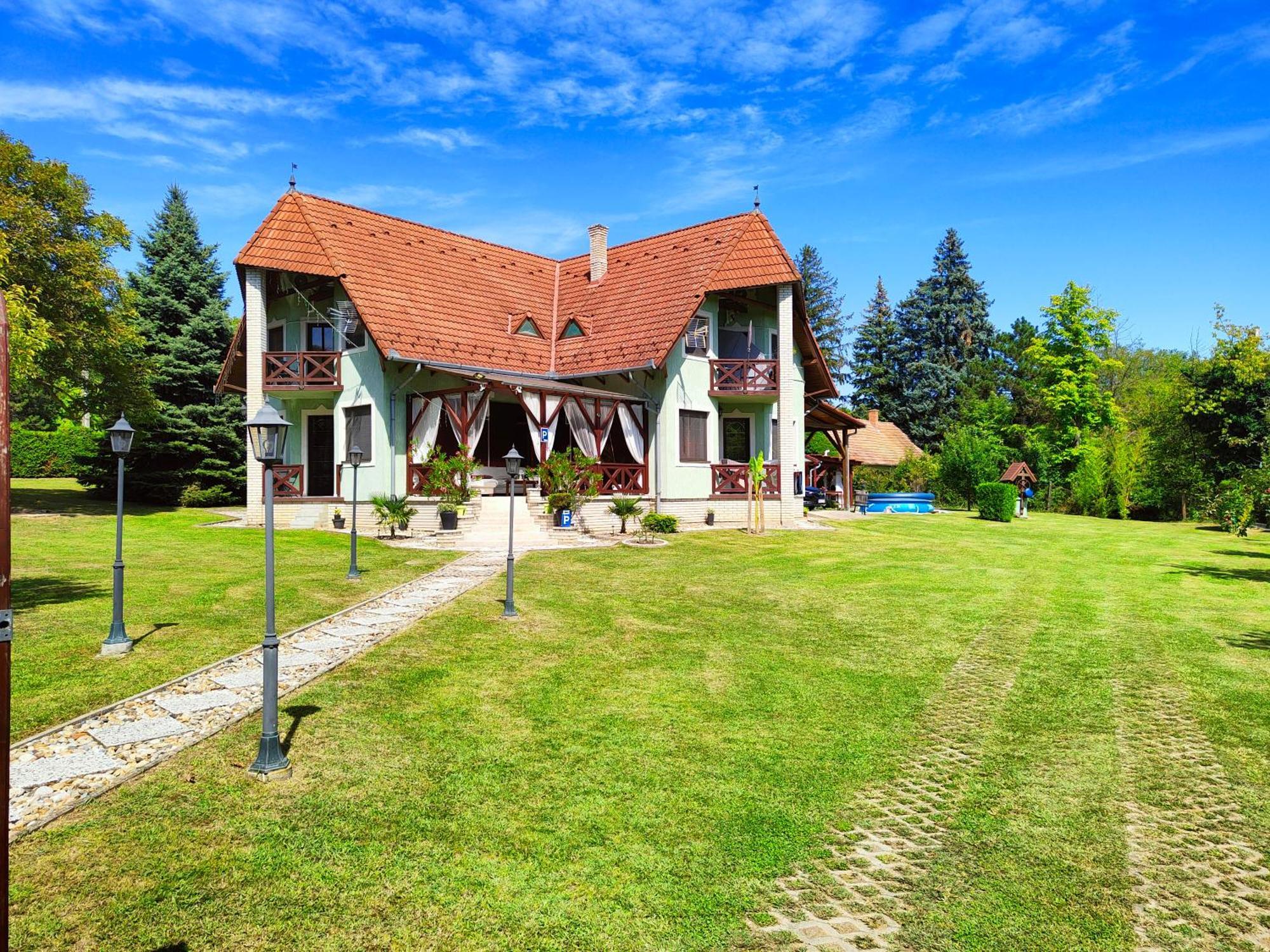 Balaton Garden Apartment Balatongyorok Exterior photo