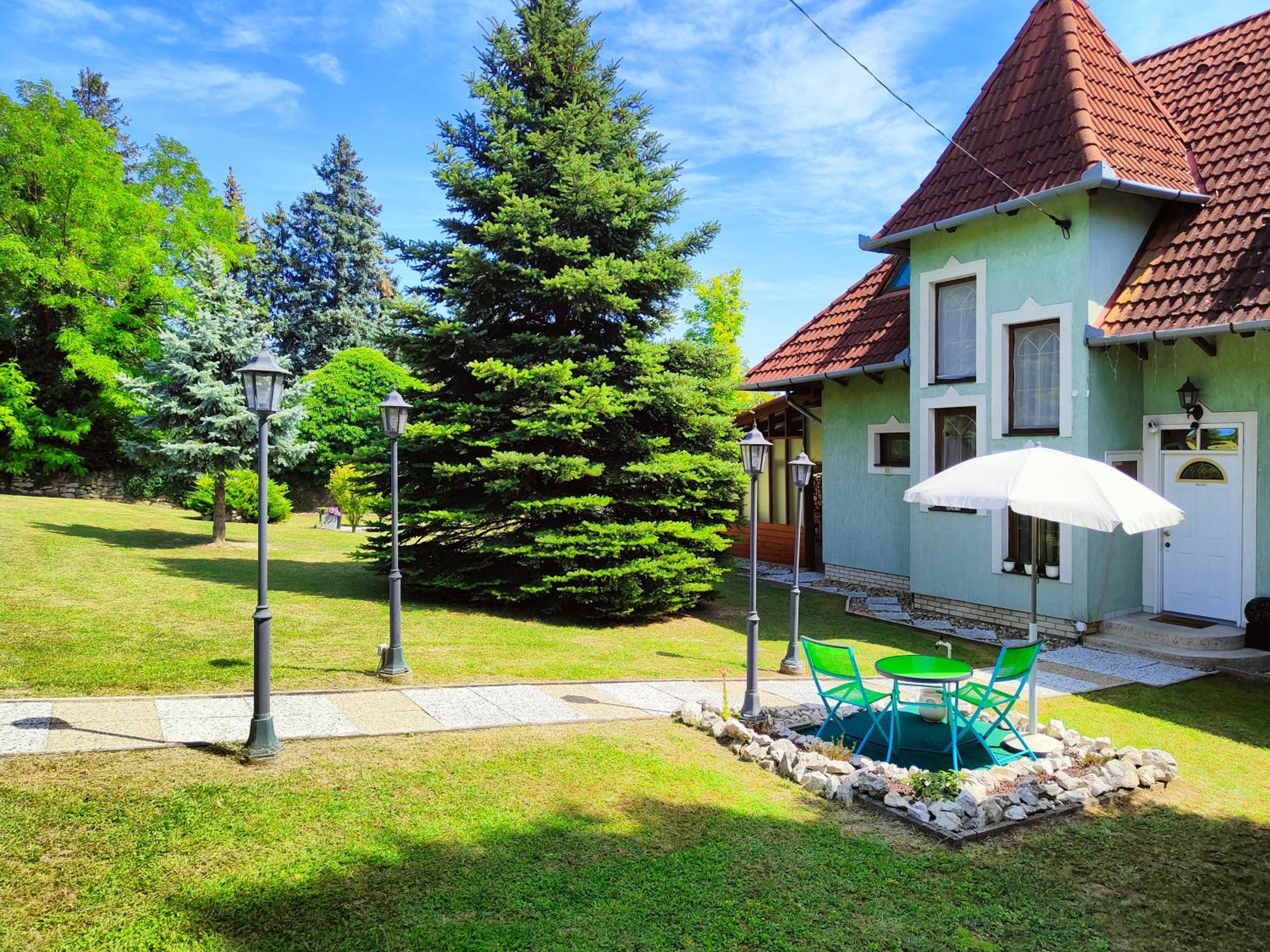 Balaton Garden Apartment Balatongyorok Exterior photo